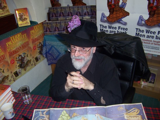 Terry_Pratchett_Hat