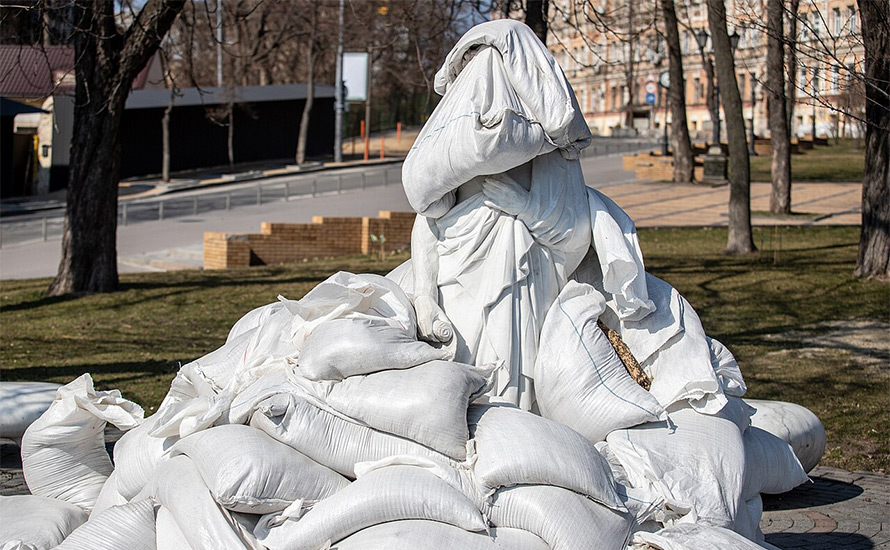 Mats Fält: Från Louvren till Luhansk