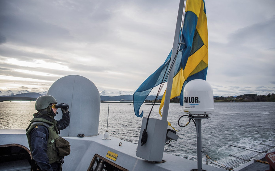 Edward Hamilton: Svensk försvarspolitik kan inte bygga på falska premisser
