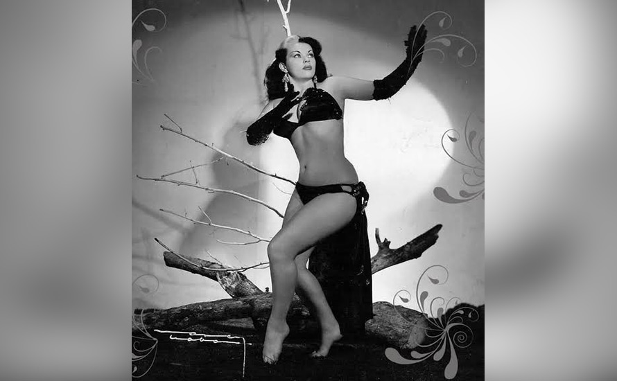 Mats Lundahl: Dansösen med det allvarliga ansiktet och de leende höfterna